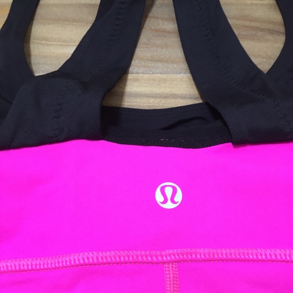 Lululemon size 4 fitted tank - Picture 3 of 3
